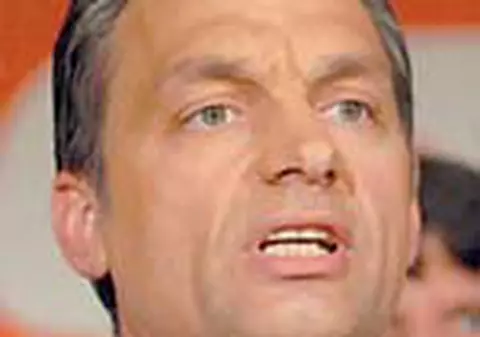 Socialistii ungari, din nou la putere