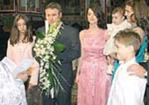 Ilie Dumitrescu si-a botezat fetita