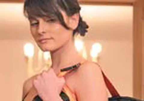 POVESTE CU ACUARELE SI ACCESORII VERSATILE