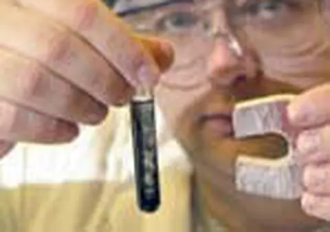 'Chirurgii' viitorului, vizibili doar la microscop