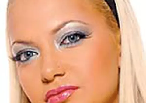 Andreea Antonescu a primit caine 'de buzunar'