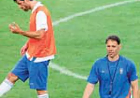 Van Basten: 'E loc si pentru noi si pentru voi'