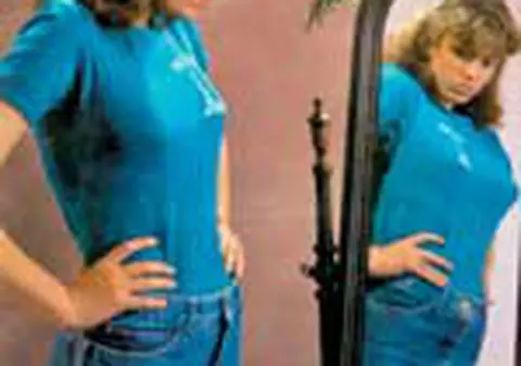 Psihoterapia, obligatorie in vindecarea anorexiei