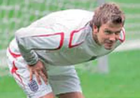 David Beckham, rapit!