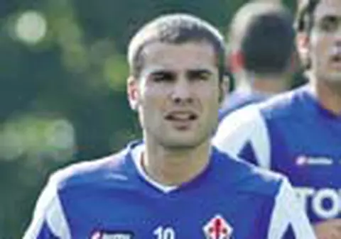 Mutu, debut cu gol la Fiorentina