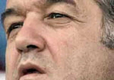 Becali: 'Daca jucam cu toata echipa, ii umileam'