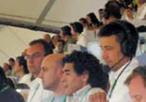 La doi pasi de Maradona