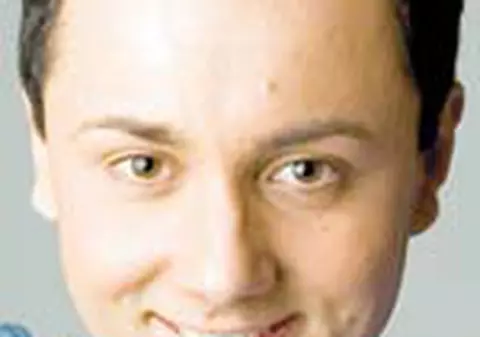 Catalin Maruta, fortat sa faca baie in direct, imbracat