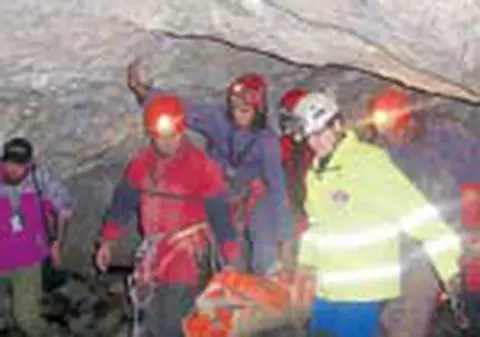 Deputati deveniti 'victime' in pesteri