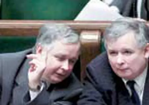 Presedintele Poloniei il vrea pe fratele sau geaman premier
