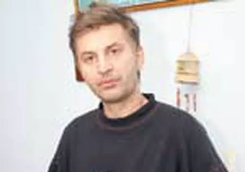 Tatal Larisei Chelaru s-a sinucis la serviciu
