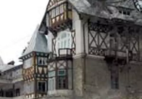 Rednic are conac la Sinaia