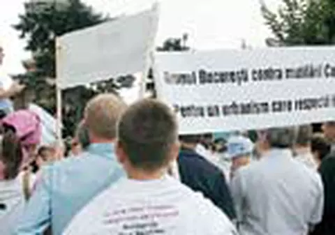 Demonstratie impotriva primarului general