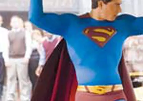 'SUPERMAN REVINE'