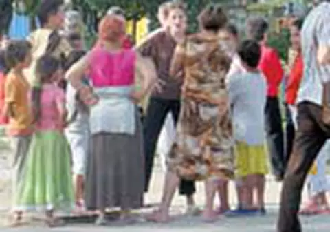 Hotii de fier vechi au 'atacat' o unitate militara