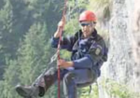 Jandarmii montani, paznici la bujori
