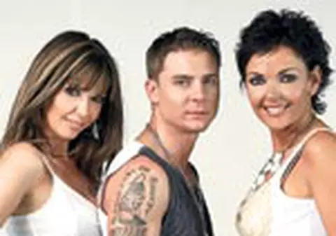 Lili & Manuela Fedorca redescopera Elixirul alaturi de hip-hoperul Magic