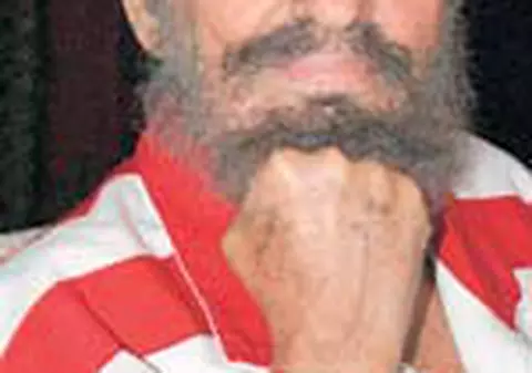 Fidel Castro e 'bine, sanatos'