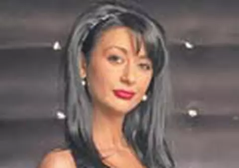 DENISA FACE RACI IN SOS PICANT 