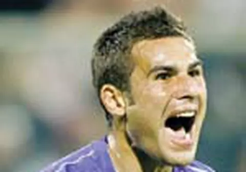 Mutu, gol de trei puncte