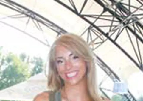 'Departe de rude si prieteni, ne-am fost si mama, si tata'