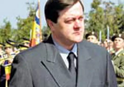 Ministrul apararii a depus juramantul