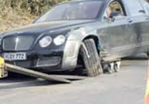 Reparatii de 70.000 € pentru Bentley-ul lui Irinel
