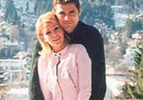 Astazi, Catrinel Sandu si Gabriel Trifu se cununa civil