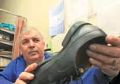 Ghicitorul in pantofi