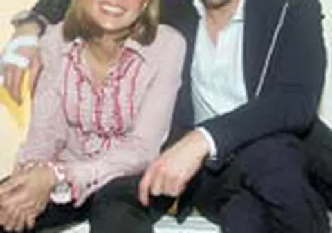 Lobont o  vrea pe cumnata  lui Mutu