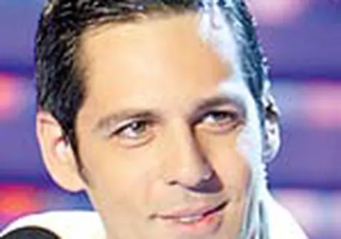 Stefan Banica jr. canta la PRO TV