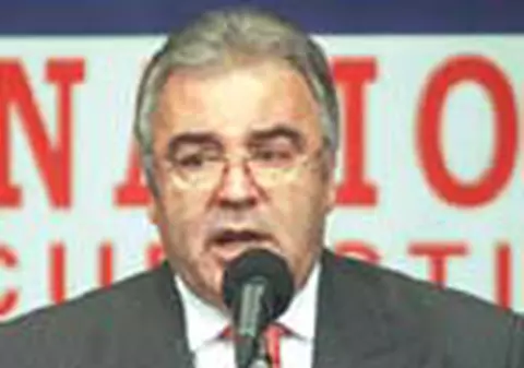 Nu-l mai vor nici in hochei