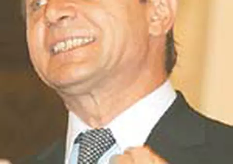 Basescu ii taxeaza pe afaceristii din mass-media