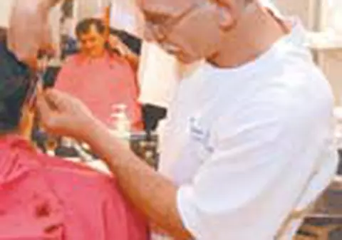 Frizerul castiga 5,8 milioane