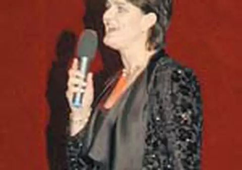 Atentie! Canta Uta Lipa!