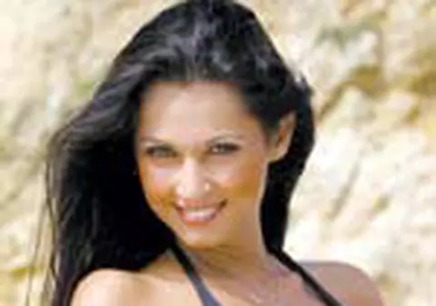 Nicoleta Luciu, Revelion pe iaht in Caraibe