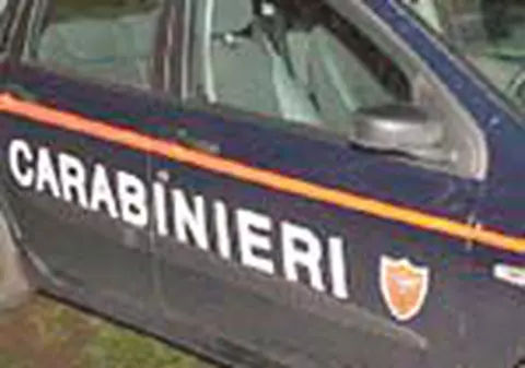 Italienii au ars tabara unor rromi craioveni