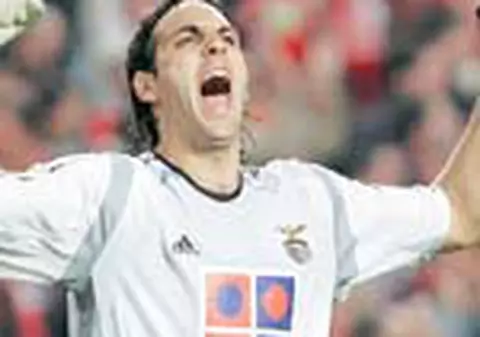 Dinamo vrea portar de la Benfica!