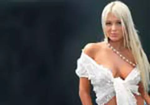 Simona urmeaza regimul disociat