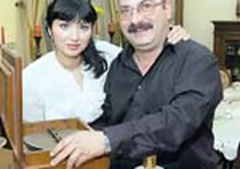 Adriana s-a intors in vila lui Prigoana 