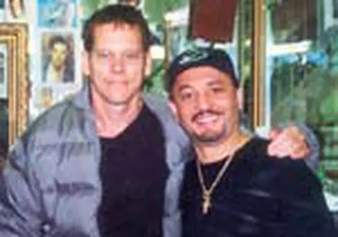 Frizerul starurilor de la Hollywood