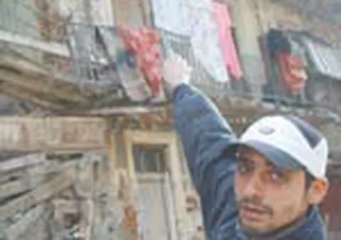 'A cazut casa pe noi!'