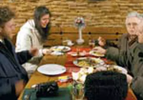 Ultima bere la Manuc