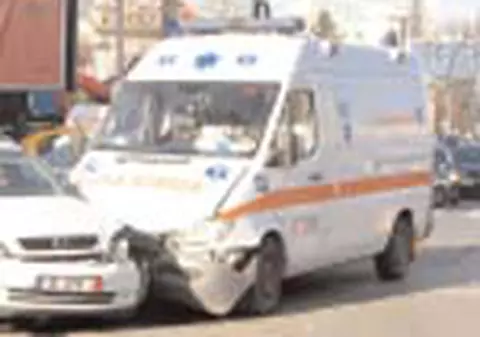 Raniti de o ambulanta