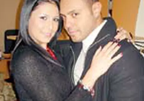 Mitoseru o ia de sotie pe Noemi chiar de ziua ei