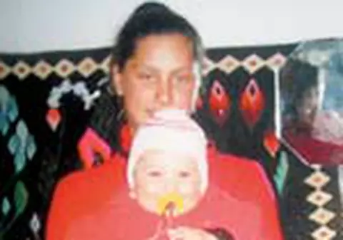 A devenit mama la 13 ani