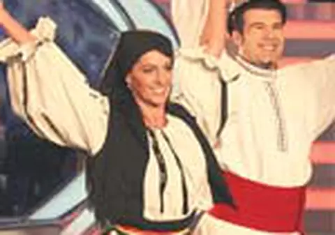 Nadia, invitata la 'Dansez pentru tine'