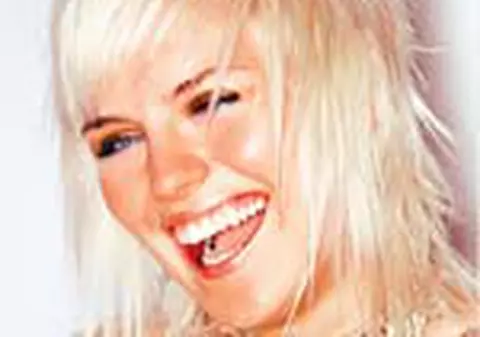 Se poarta culorile calde