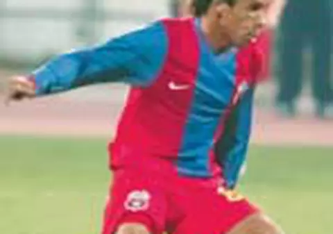 Elton: 'Sa vina derby-urile!'