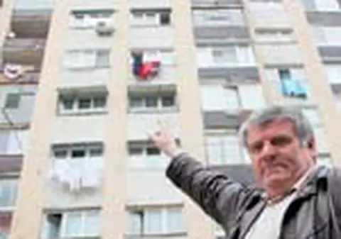 'A prins-o un inger'